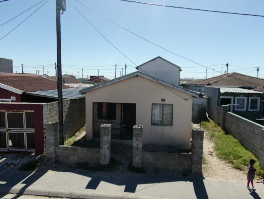 2 Bedroom Property for Sale in Mxolisi Phetani Western Cape